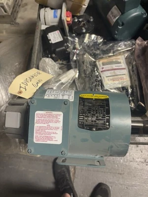 NEW NO BOX Baldor IDVSNM3538 Motor 1/2 HP 1765 RPM 56C Frame 230/460V - Image 1 of 3