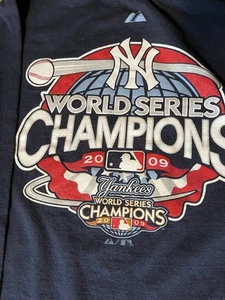 New York Yankees Shirt Mens Small Long Sleeve 2009 World Series Champions - Picture 1 of 7