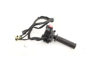 2020 Yamaha Yzf R1 Oem Right Handle Kill Off Start Switch Electronic Throttle - Picture 1 of 10