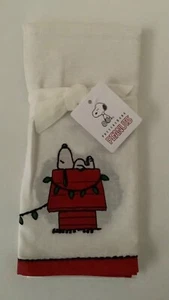Pottery Barn Peanuts™ Guest Towels Set of 2 Snoopy Christmas New - Picture 1 of 5