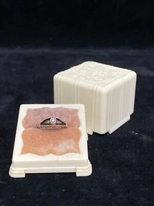 Antique 10K Yellow Gold SMG Diamond Sz 2.75 Engagement Ring W/box 1.5g GB1 - Picture 1 of 17