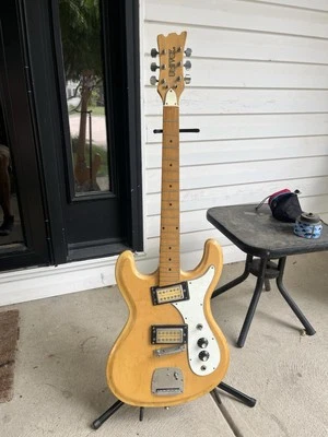 На запчасти - Univox Hi-Flier Фаза III или IV 1977-79 Натуральный - НЕПРОВЕРЕННЫЙ  - Изображение 1 из 4