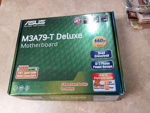 ASUS M3A79-T DELUXE Motherboard Drivers Installation Disks and Misc Parts - Picture 1 of 12