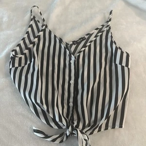 Shein Womens Black White Striped Tank Size Medium Tie Front - Picture 1 of 4