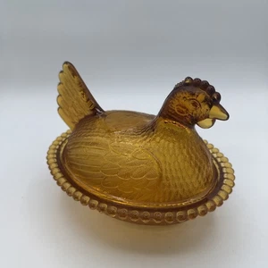 Plato de caramelo cubierto vintage Indiana Glass dorado/ámbar HEN en un nido - - Imagen 1 de 12