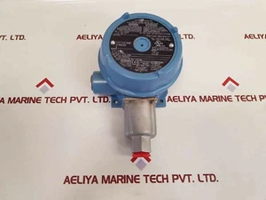 United Electric Controls J120-15645 Pressure And Differential Switches - Picture 1 of 8