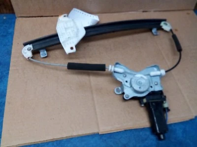 2002 HYUNDAI SONATA RIGHT FRONT WINDOW REGULATOR - Image 1 of 2