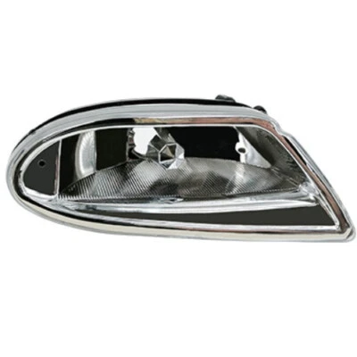 Bisel antiniebla derecho para Mercedes-Benz W163 ML320 ML350 ML430 ML500. Foto 1 de 3