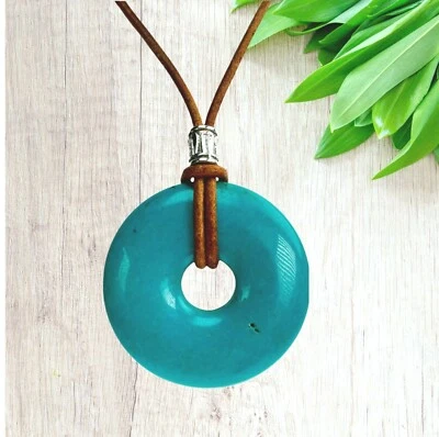 Unisex Turquoise Donut Necklace 40mm Brown Leather Cord Stainless Steel Clasp Foto 1 de 4