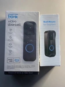 Blink Video Doorbell | TwoWay Audio | HD Video | Motion & Chime | Wireless/Wired - Picture 1 of 2