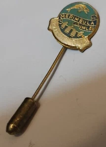 Vintage Merimbula Isme Bowling club Enamel Pin Badge - Picture 1 of 3