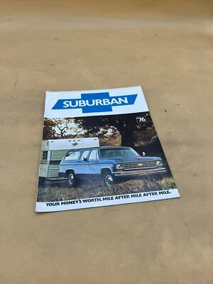 Chevrolet Suburban 1976 catálogo de folletos de ventas Foto 1 de 4