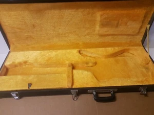 1978 IBANEZ ICEMAN GUITAR CASE - made in JAPAN - Picture 1 of 11