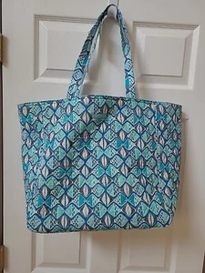 New With Tags Vera Bradley Go Fish Blue  Grand Tote 2.0 Bag - Picture 1 of 9