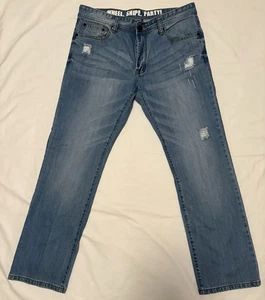 Gongshow Lifestyle Hockey Bekleidung Jeans Gr. 36x32 "I'm A Beauty" Straight Leg - Bild 1 von 8