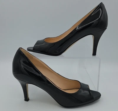 Zapatos de salón Cole Haan de charol negro con punta abierta talla 6 Foto 1 de 4