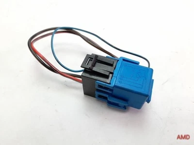 2004 BMW 330ci 325ci 325i 330i E46 soquete relé azul com rabo de porco 61366915327 - Imagem 1 de 3