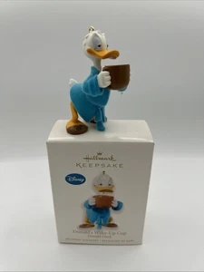 2010 Hallmark Keepsake Christmas Ornament Disney Donald's Wake-up Cup - Picture 1 of 10