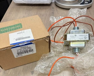 Johnson Controls Y65G13-0 Trasformatore Classe 2 NUOVO - Foto 1 di 6