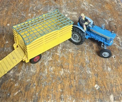 CORGI TOYS Beast carrier Tractor made in GT BRITAIN - Immagine 1 di 4