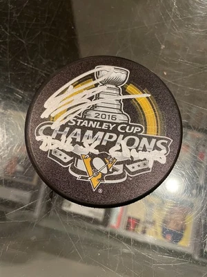 PATRIC HORNQVIST PITTSBURGH PENGUINS SIGNED HOCKEY PUCK 2016 STANLEY CUP CHAMPS - Image 1 of 3