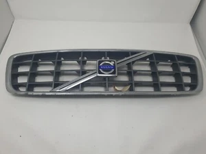 Volvo Front Grill - XC70 2001 - 2004 - Picture 1 of 5