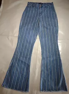 fashion nova striped flare jeans size 28x32 - Picture 1 of 6