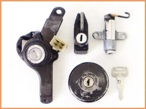 Juego de llaves de bloqueo Yamaha Vmax 1200 VMX12 V Max retiradas de un 1997 en funcionamiento OEM Japón - Imagen 1 de 10