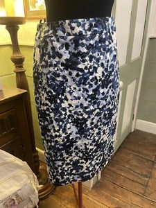 LONG TALL SALLY Blue white abstract print Pencil SummerSkirt Size 14 100% Cotton - Picture 1 of 8