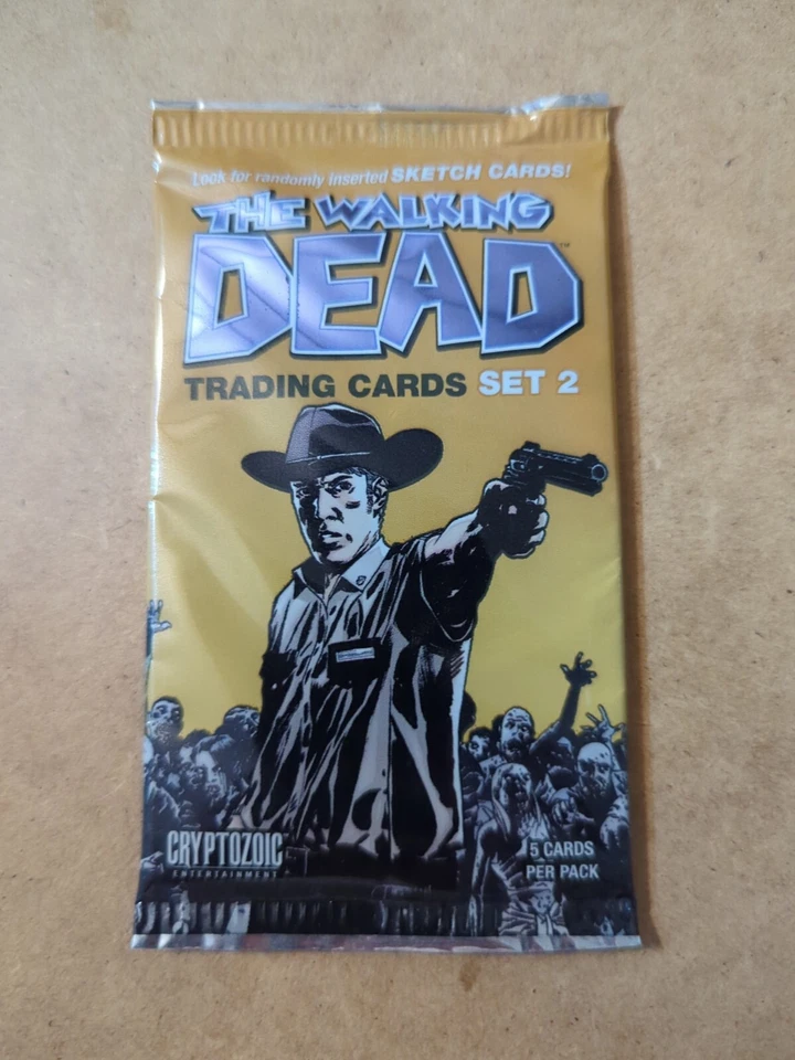 Juego de 2 cartas coleccionables de The Walking Dead. Foto 1 de 1