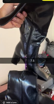 Black Shoe Boots - Image 1 of 2