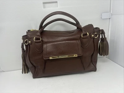 Bolso de Mano Steve Madden En Buen Estado Medidas: 13"W X 9"T Foto 1 de 4
