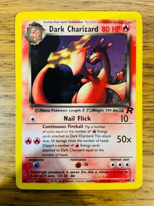 ¡CASI COMO NUEVO! Dark Charizard (4/82) Holo Team Rocket Pokemon Card! ¡P&P rápido y gratis! - Imagen 1 de 4