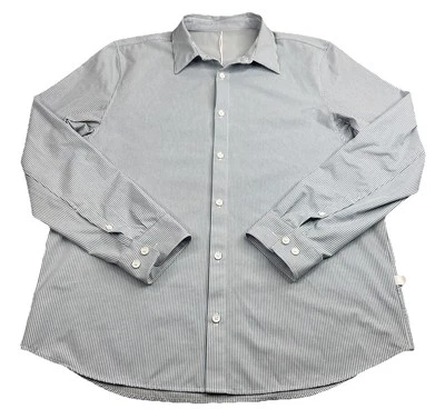 Camisa Lululemon One Thing At A Time Pequeña Abotonada Manga Larga Rendimiento Foto 1 de 4