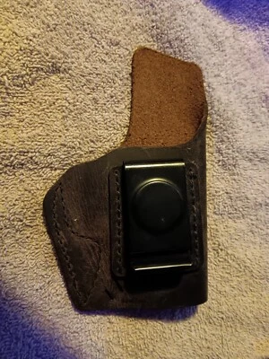 Holsters, Gun, 3 Total.  Genuine Leather Versacarry CCW, Uncle Mike's Black Hawk - Изображение 1 из 4