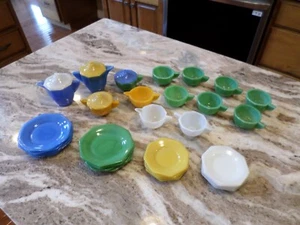 Akro Agate 34pc Octogan tea set childs play time glass dish EUC PERFECT W LIDS - Picture 1 of 15