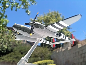 Corgi P-38J Lightning USAF 479th FG, SCAT II Robin Olds, Showcase 1:147 scale - Picture 1 of 21
