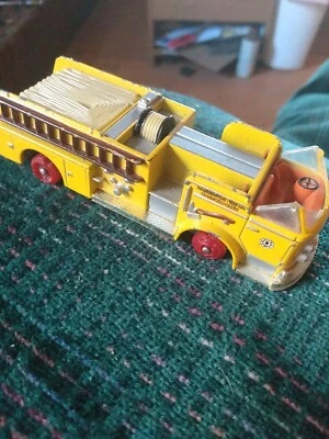 CORGI 2002 Washington Fire Co.1960 ALF 900 SERIES PUMPER - Image 1 of 4