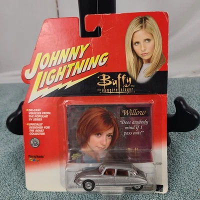 Johnny Lightning Buffy the Vampire Slayer Diecast Car 1:64 Citroën DS Silver 356 - Image 1 of 4