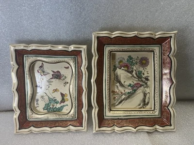 2 marcos de fotos antiguos japoneses Satsuma firmados en Japón flores de mariposa Foto 1 de 4