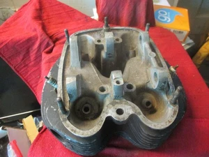 BSA Thunderbolt 650 Twin Cylinder Head A65T 1966 - 1967 082925 - Picture 1 of 13