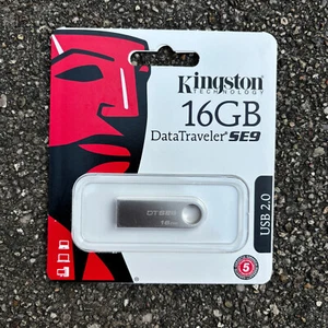 Kingston DTSE9H/16GB DataTraveler SE9 8GB/16GB USB 2.0 NOWY zapieczętowany - Zdjęcie 1 z 2