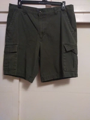 Pantalones Cortos Hombre Dockers Trabajo Carga 6 Bolsillos Talla 38 Verde Oliva 9" Entrepierna  Foto 1 de 4