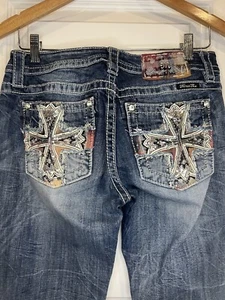 Miss Me Jeans 28 Mid-Rise Bootcut Bling Cross Taschen - Bild 1 von 17