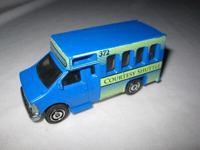 Matchbox Chevy Transport Bus Courtesy Shuttle - Image 1 of 4