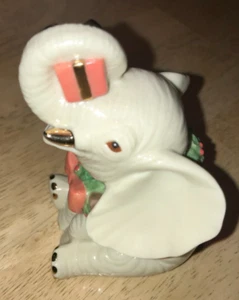 FIGURA DE ELEFANTE DE NAVIDAD LENOX YULETIDE CON CORONA, REGALO CON ACENTOS DE ORO 24K - Imagen 1 de 14