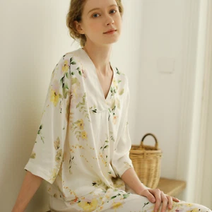 Women Floral V-neck Lounge Set Gift for Women Birthday Gift Women Pajamas Set - Picture 1 of 11