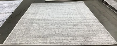 Alfombra Mancha Trasera Marfil/Plata 8'-0" x 10'-0", Precio Reducido 1172681990 ADR108B-8 Foto 1 de 4