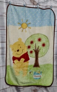 Disney Winnie The Pooh Baby Blanket Apple Tree Bee Honey Pot Sun - Picture 1 of 8