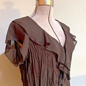 New York City Design Blouse Romantic Business Trendy Fashion Top New Size L - Picture 1 of 6